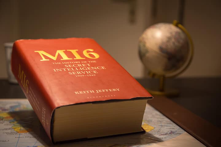 Mission Accepted Berlin Buch