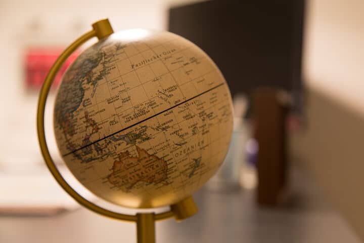 Globus bei Mission Accepted Berlin