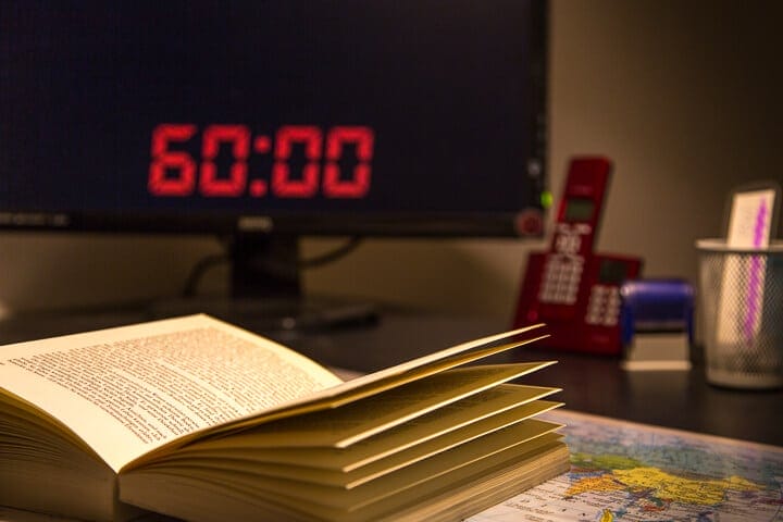 Schreibtisch Mission Accepted Berlin