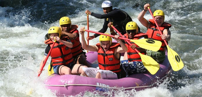 Männer Rafting Erlebnisgeschenk