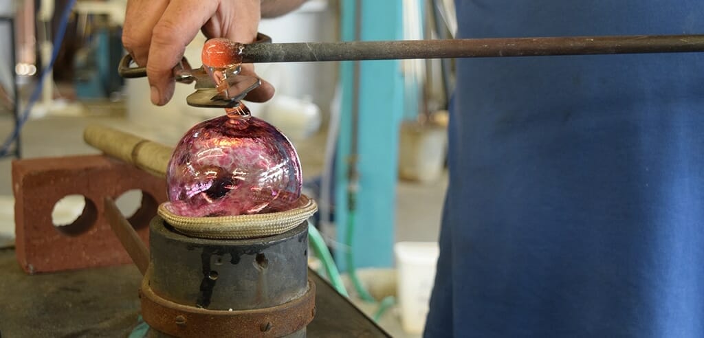 Erlebnisfuehrung in der Farbglashuette Lauscha, Thueringen