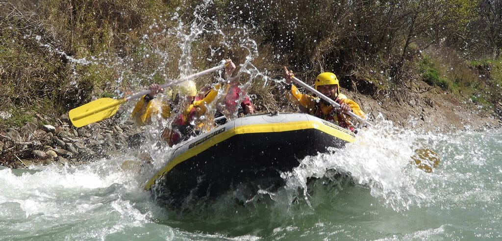 rafting für erwachsenengruppen österreich schweiz süddeutschland