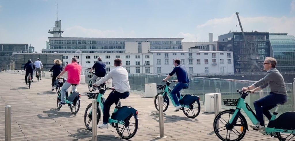 Mit dem Fahrrad auf Tour gehen Firmenevent Firmenfeier