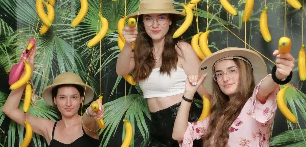 gruppenfotos und selfies perfektionieren im selfiewerk koeln 