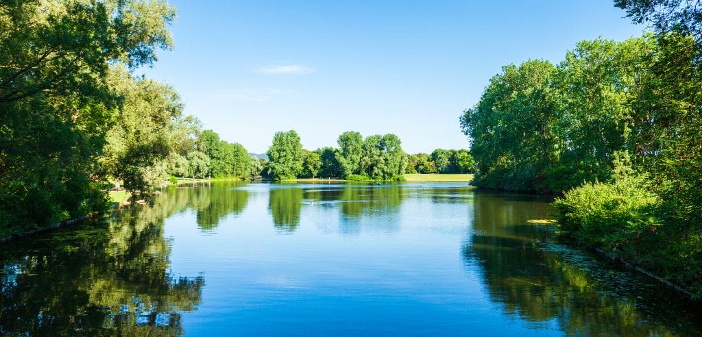 Naturerholung am Wasser in Karlsruhe